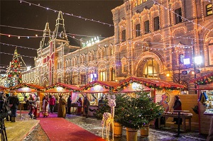 В центре столицы устанавливаются выставочные площадки для проведения фестиваля «Путешествие в Рождество»