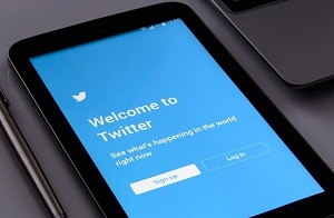 Twitter судится с российскими приставами из-за трёх тысяч рублей
