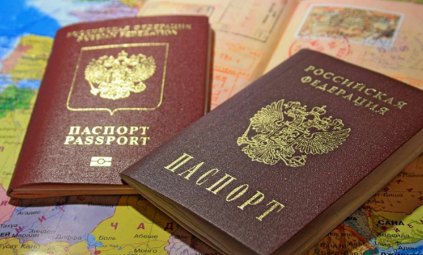 Список признаков непригодности загранпаспорта составили в МВД России