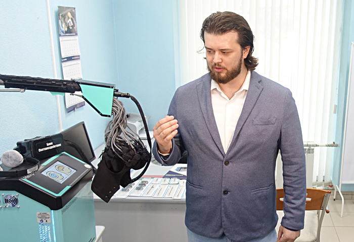 Прибор для восстановления памяти после инсульта создали ученые в Новосибирске