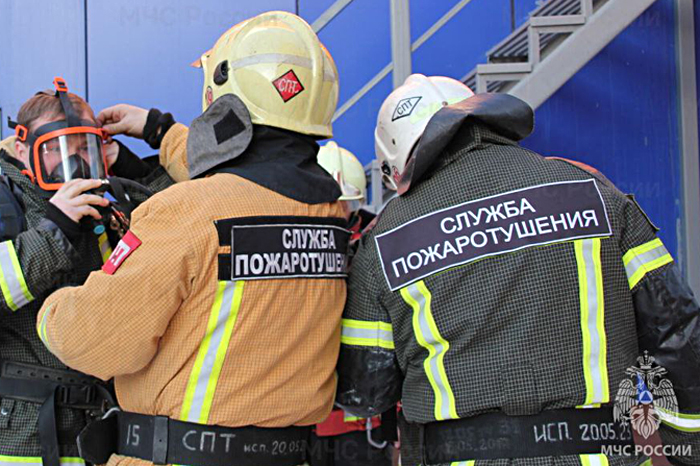 В Новосибирске 1 января трех погорельцев госпитализировали с порезами и ожогами