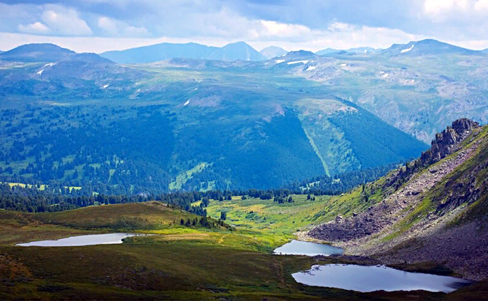 СО РАН: прорыв приледниковых озер в горах Алтая может уничтожить памятники природы 