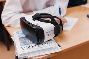 Десять тысяч московских школьников прошли тестирование в виртуальной реальности