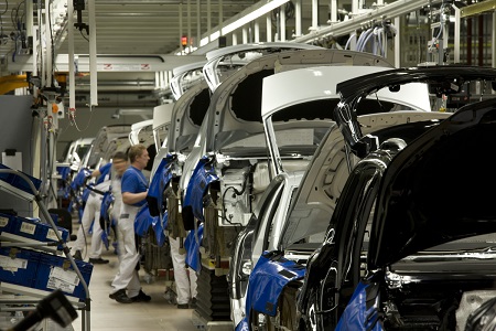 В Мосгордуме приняли законопроект по снижению ставки налога на прибыль для автопроизводителей