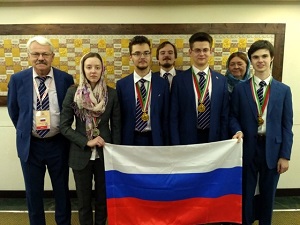 Школьники Москвы выиграли три золотые медали на робототехнической олимпиаде