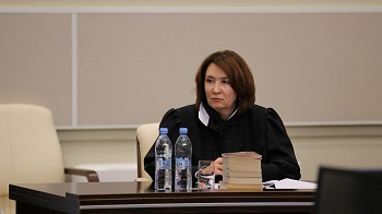 Судья Хахалева против «акул бизнеса»: последнее слово за Верховным судом