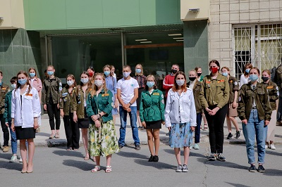 Бойцы медицинского студотряда приступили к работе в больницах Новосибирска