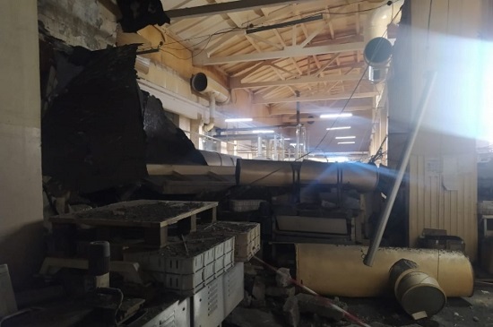 На фабрике компании «Шоколадная страна» в Бердске обрушилась крыша