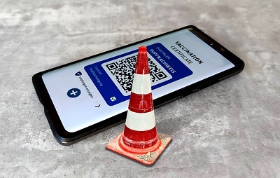 QR-код и ПЦР-тест начали требовать в Новосибирске. В том числе в некоторых магазинах