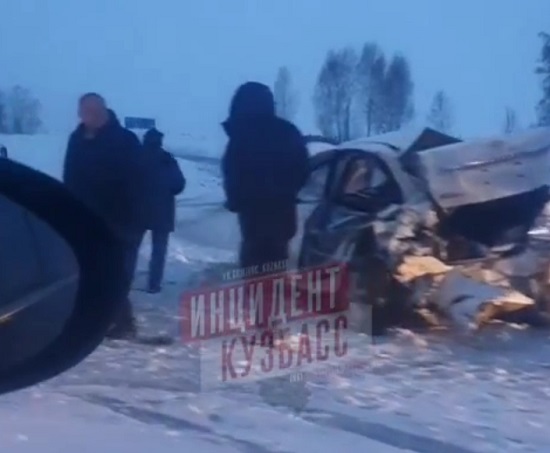 В ДТП с автомобилем губернатора Кемеровской области пострадали два человека