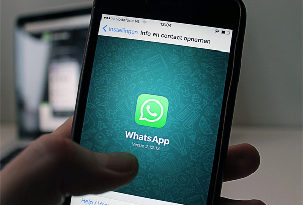 Родителям школьников порекомендовали не использовать WhatsApp