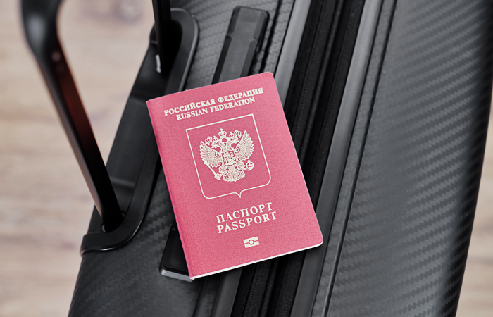 АТОР: въезд в Европу для россиян со второй половины 2024 года – только по биометрическому паспорту