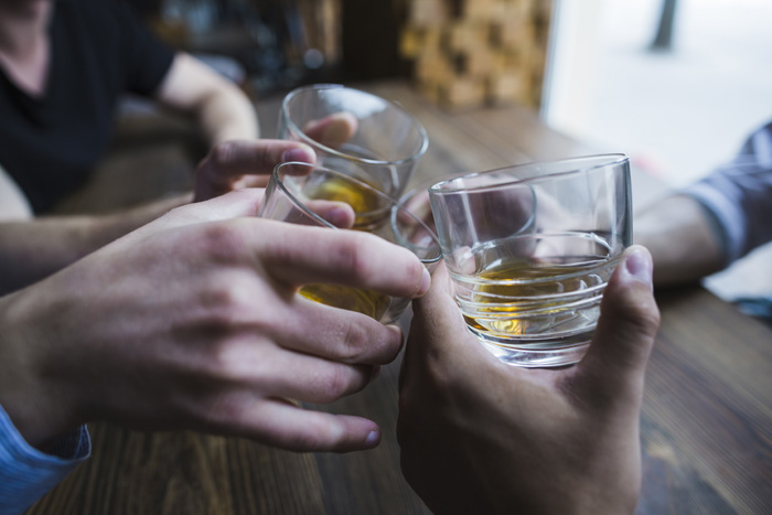 «Ъ»: в России растет число алкоголиков с психозом