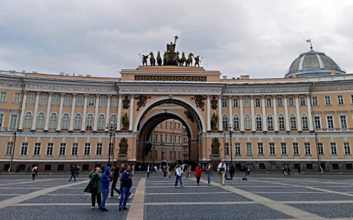 Туристы в Петербурге с 1 апреля будут платить курортный сбор